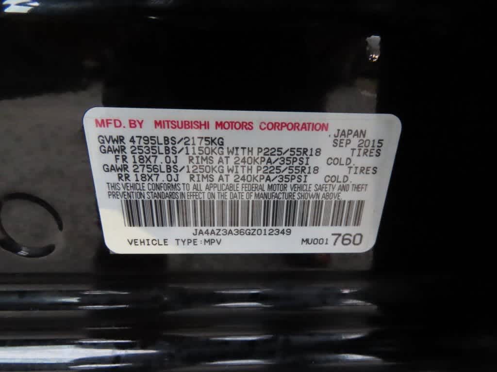 Thumbnail: 2016 Mitsubishi Outlander - 27