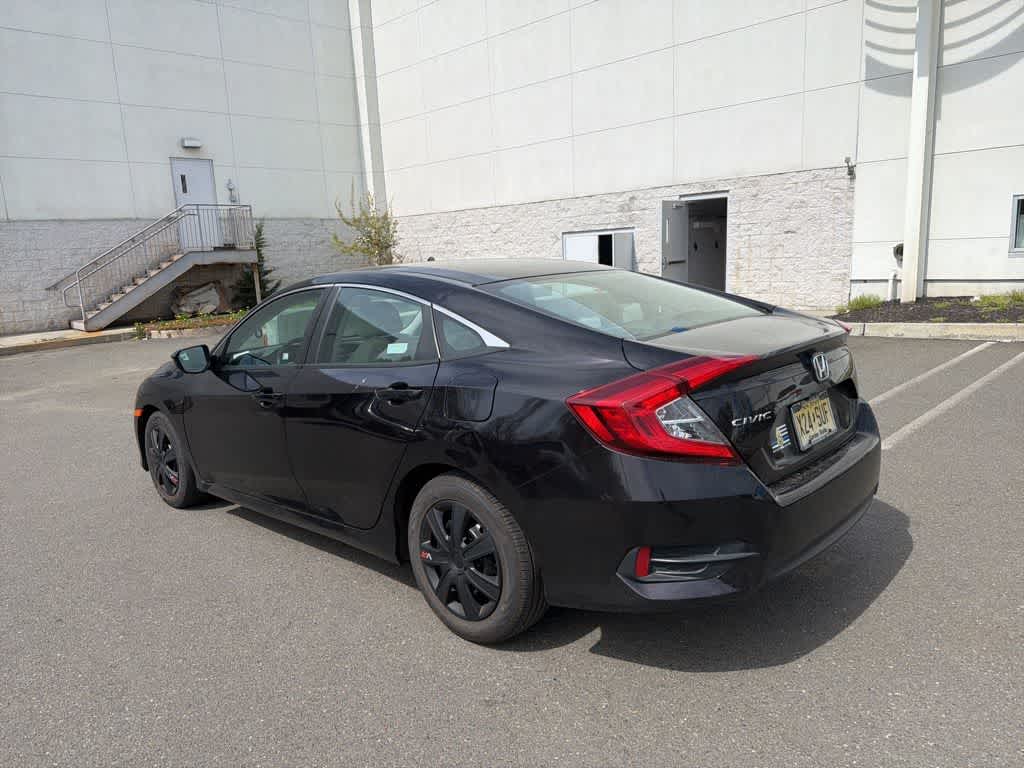 Thumbnail: 2016 Honda Civic - 10