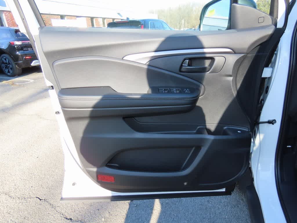 Thumbnail: 2026 Honda Ridgeline - 15