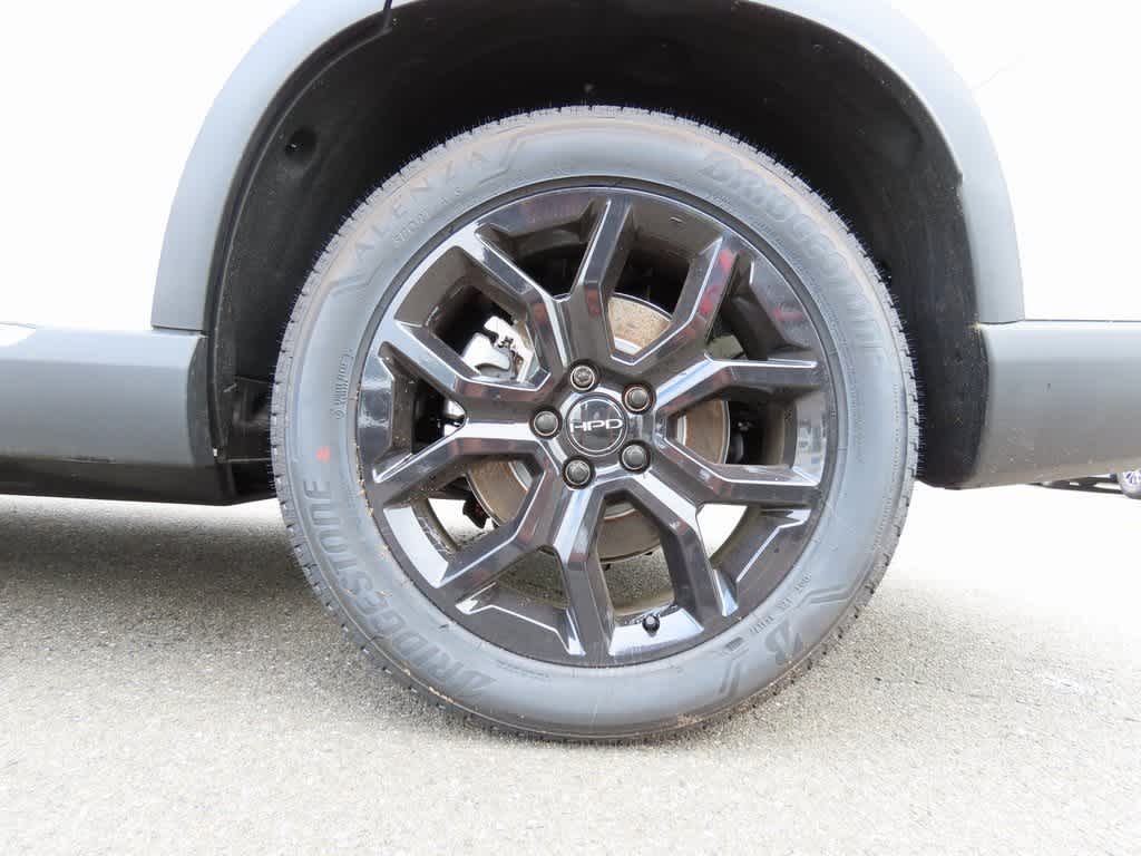 Thumbnail: 2025 Honda Pilot - 9