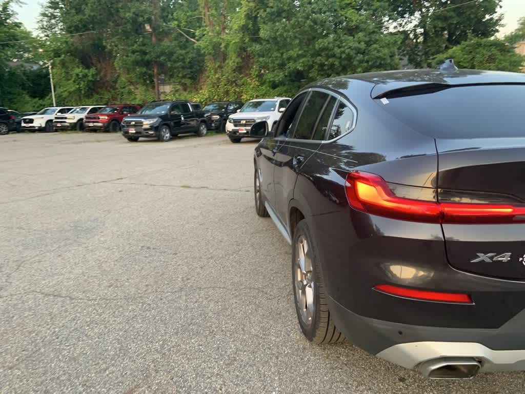 Thumbnail: 2022 BMW X4 - 12