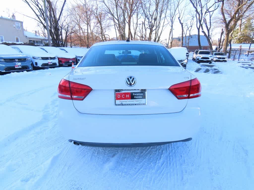 Thumbnail: 2014 Volkswagen Passat - 5