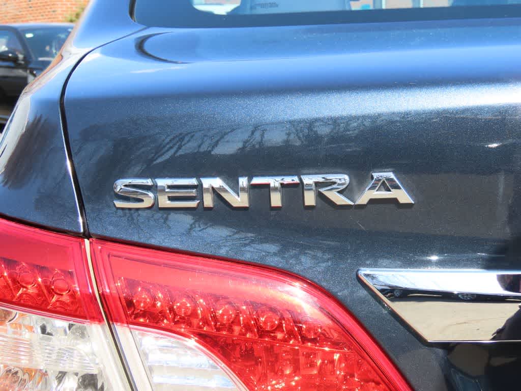 Thumbnail: 2013 Nissan Sentra - 7