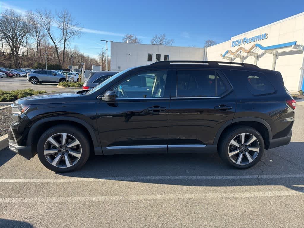 Thumbnail: 2023 Honda Pilot - 5