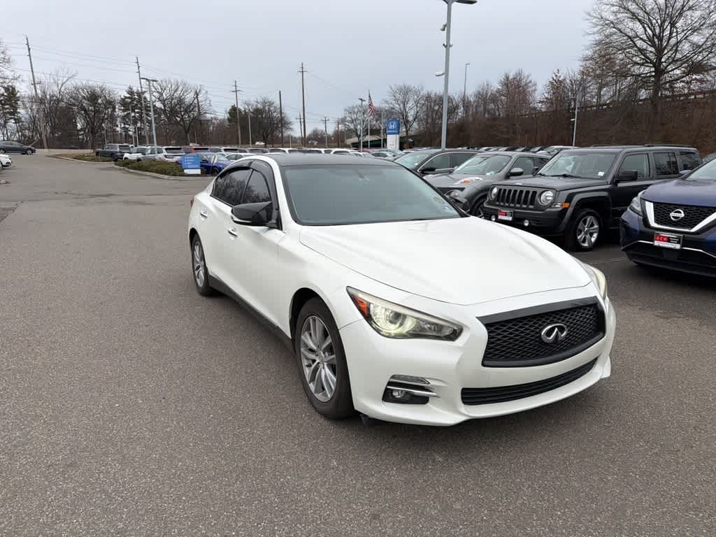 Thumbnail: 2016 INFINITI Q50 - 21