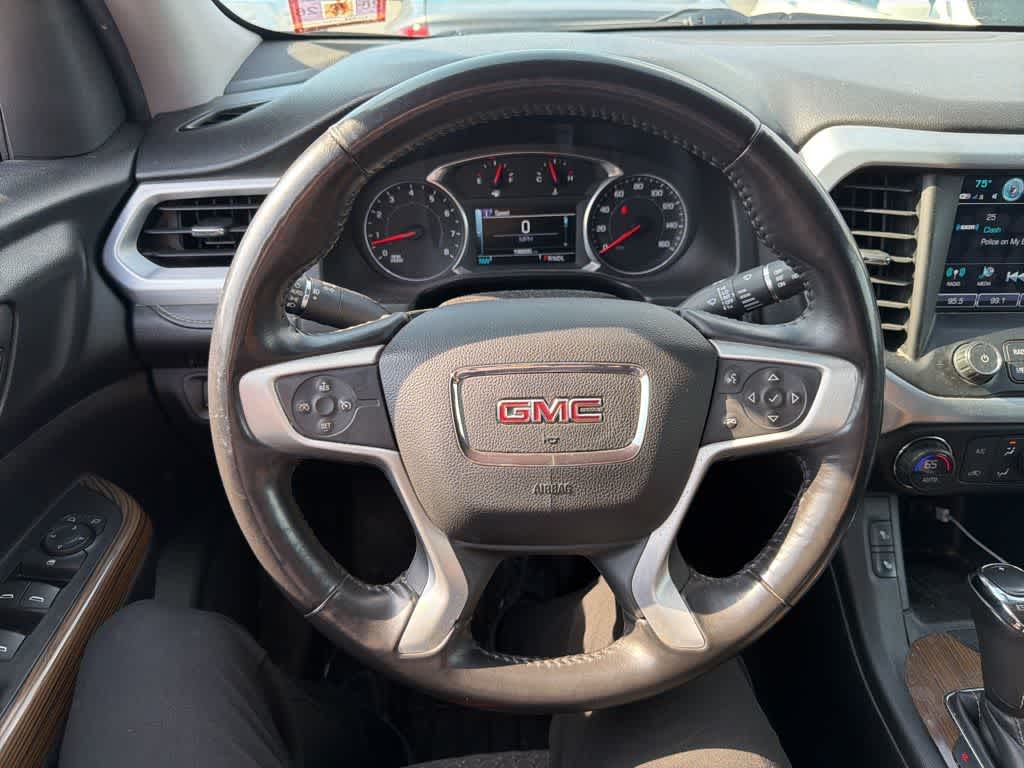 Thumbnail: 2017 GMC Acadia - 18