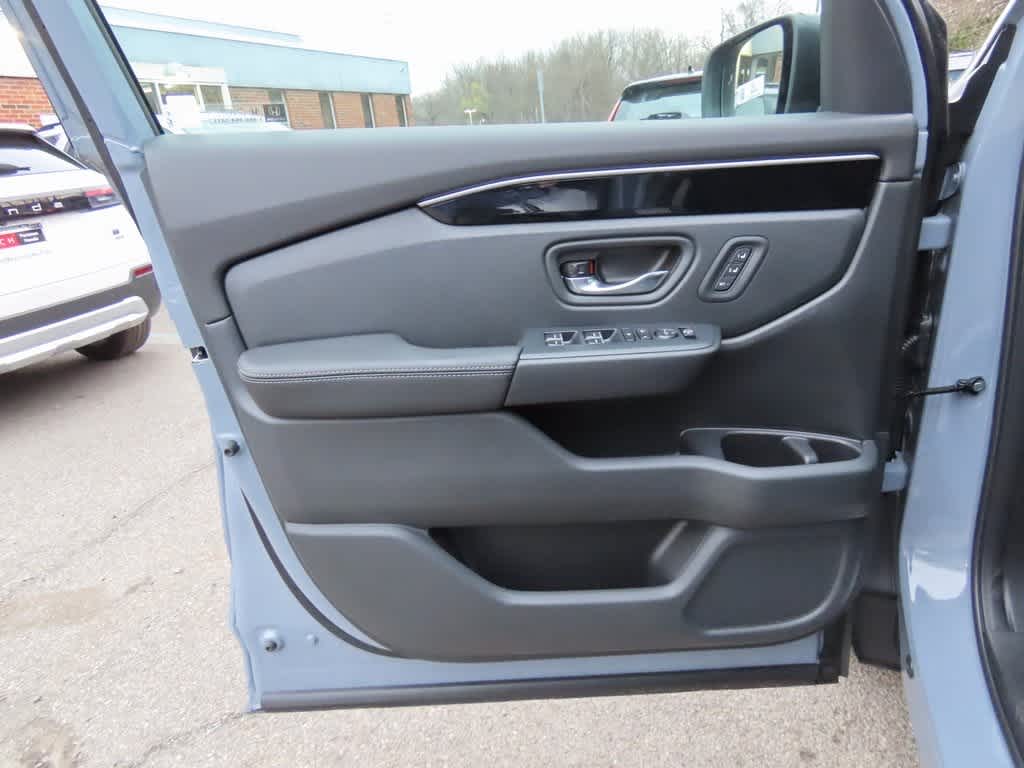 Thumbnail: 2026 Honda Passport - 13