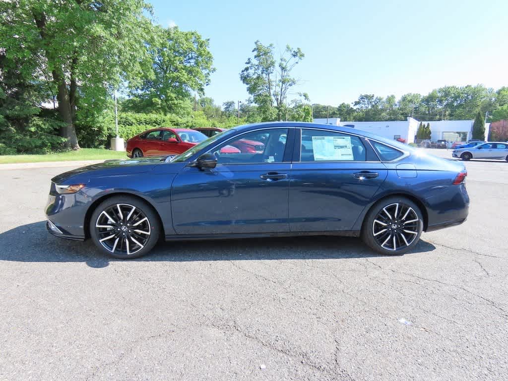 2025 Honda Accord Touring 3