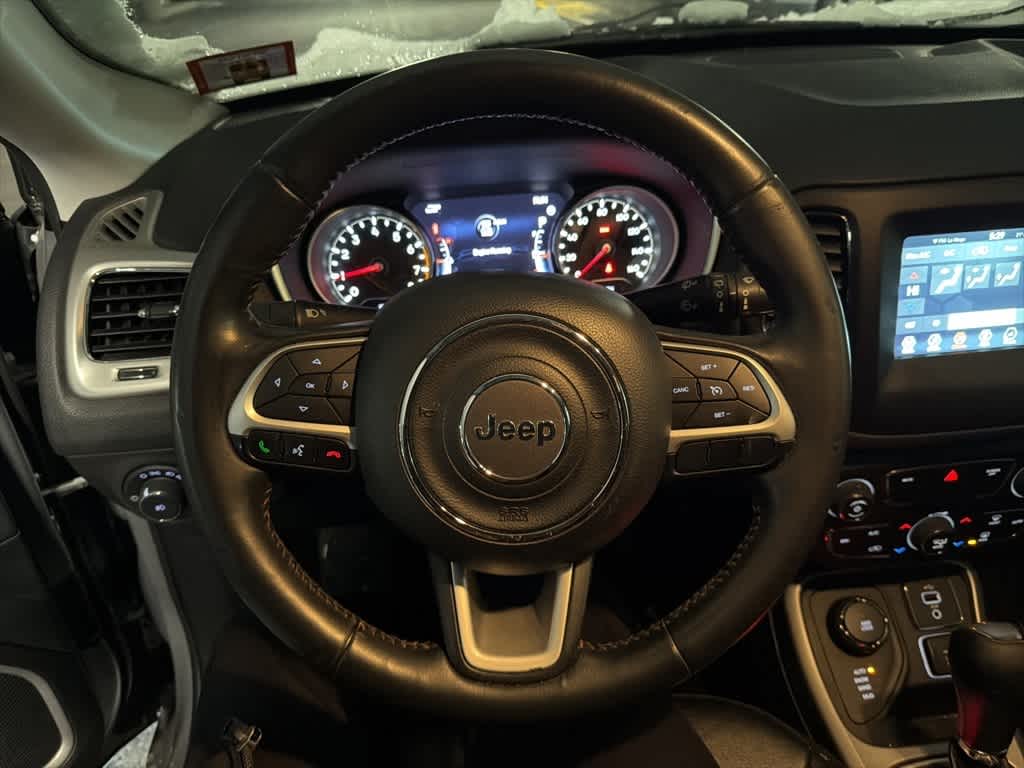 Thumbnail: 2018 Jeep Compass - 25