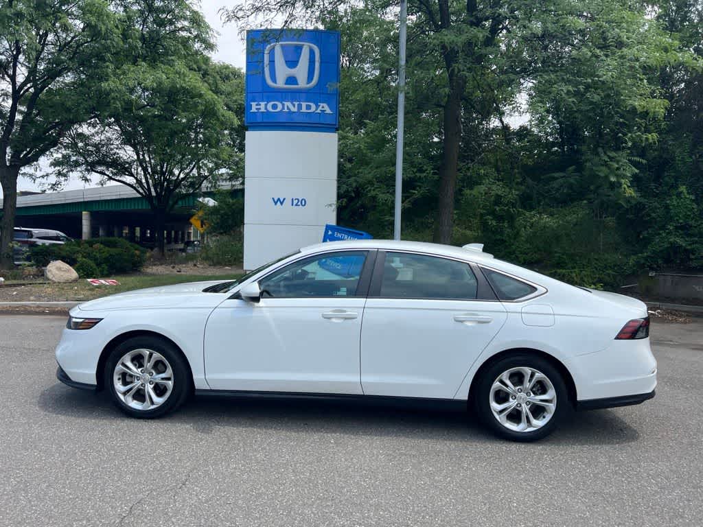 Thumbnail: 2023 Honda Accord - 6