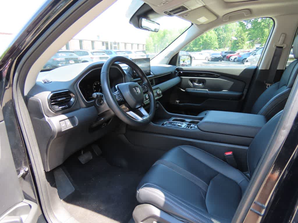 Thumbnail: 2023 Honda Pilot - 2