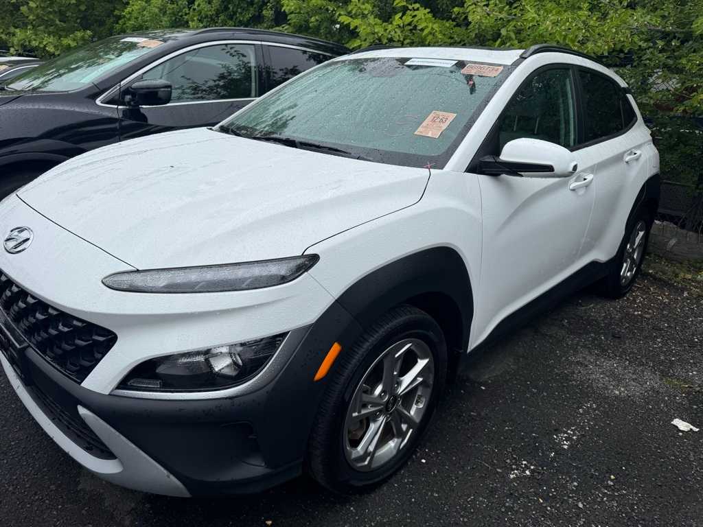 2022 Hyundai Kona SEL 3