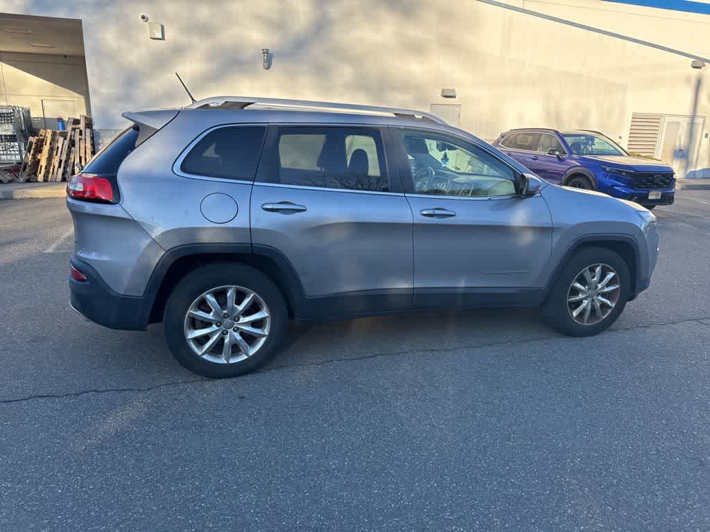 Thumbnail: 2015 Jeep Cherokee - 10