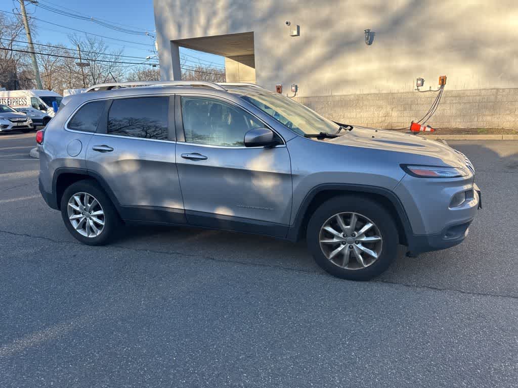 Thumbnail: 2015 Jeep Cherokee - 6