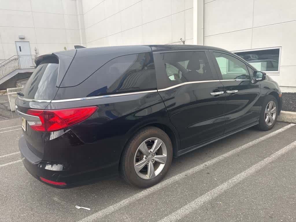 Thumbnail: 2018 Honda Odyssey - 4