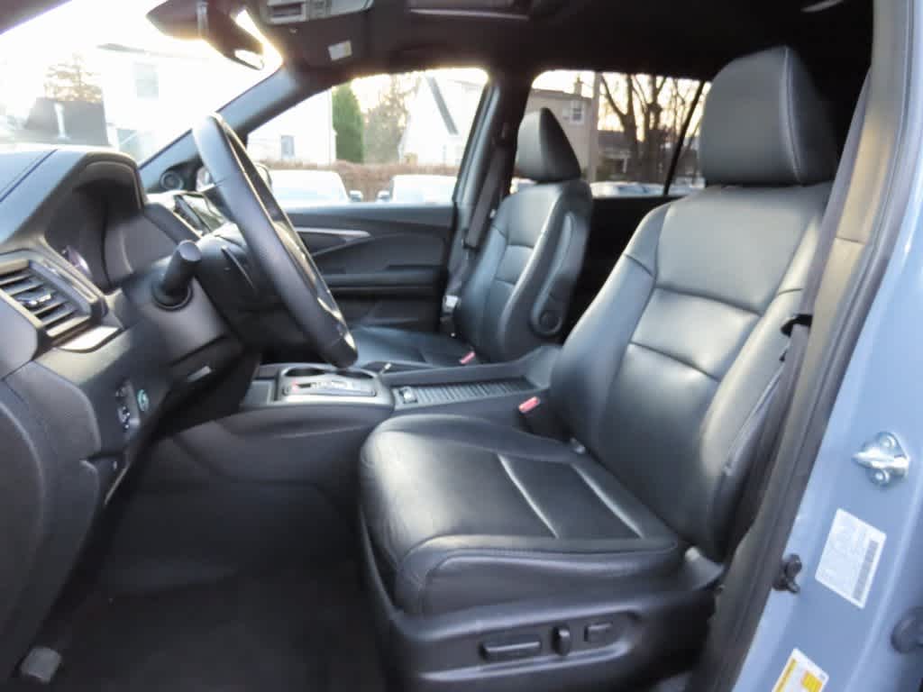 Thumbnail: 2022 Honda Passport - 12