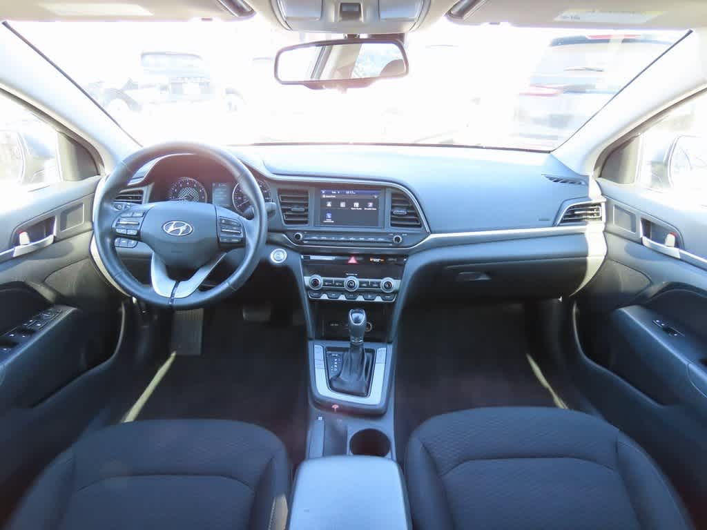 Thumbnail: 2020 Hyundai Elantra - 16