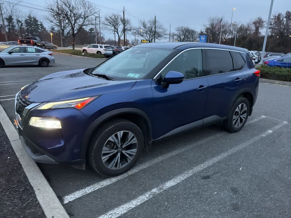 Thumbnail: 2021 Nissan Rogue - 3