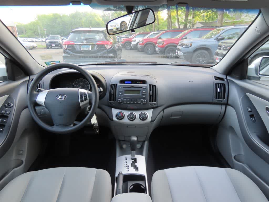 Thumbnail: 2009 Hyundai Elantra - 17