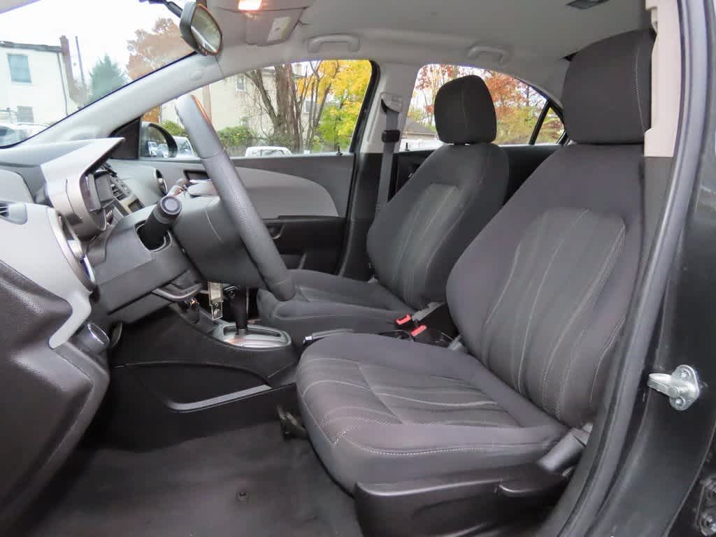 Thumbnail: 2014 Chevrolet Sonic - 11