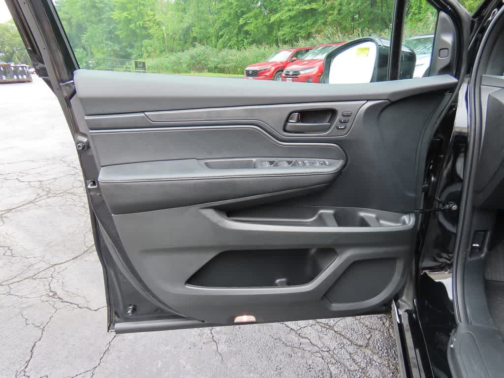 Thumbnail: 2026 Honda Odyssey - 17