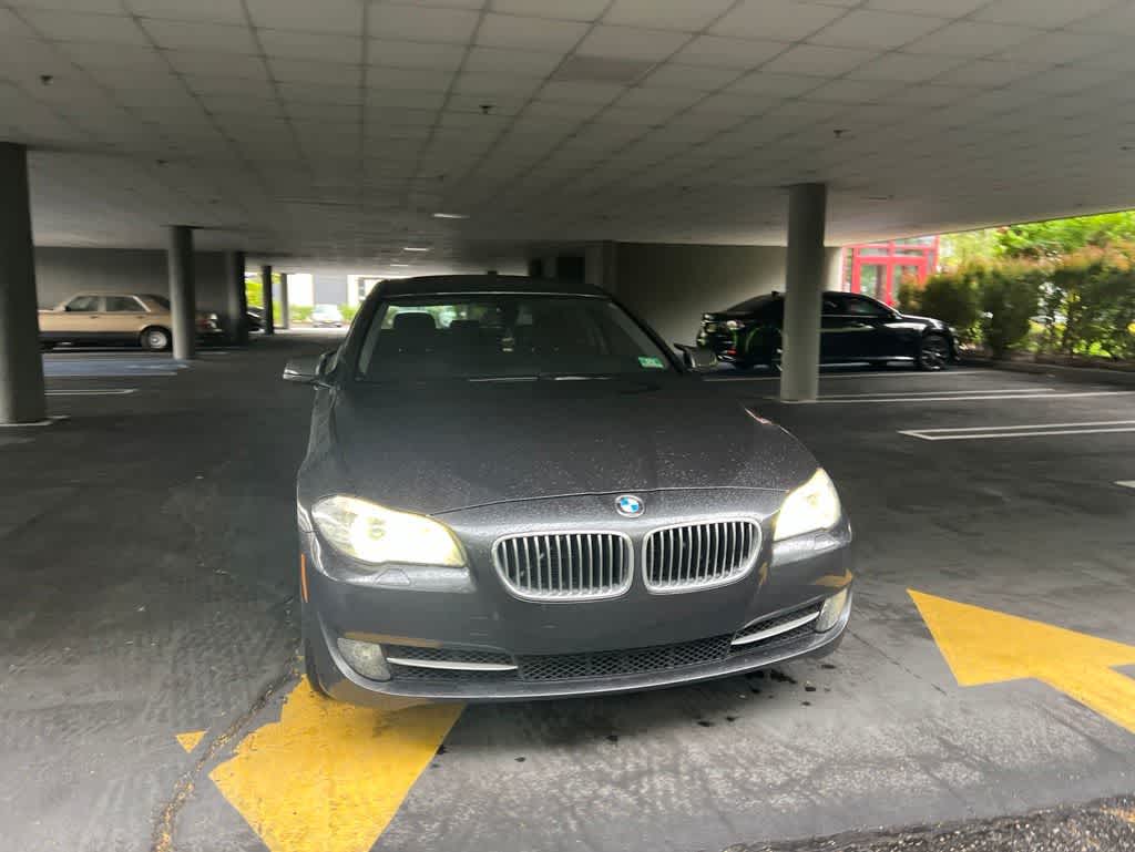 Thumbnail: 2013 BMW 5 Series - 9