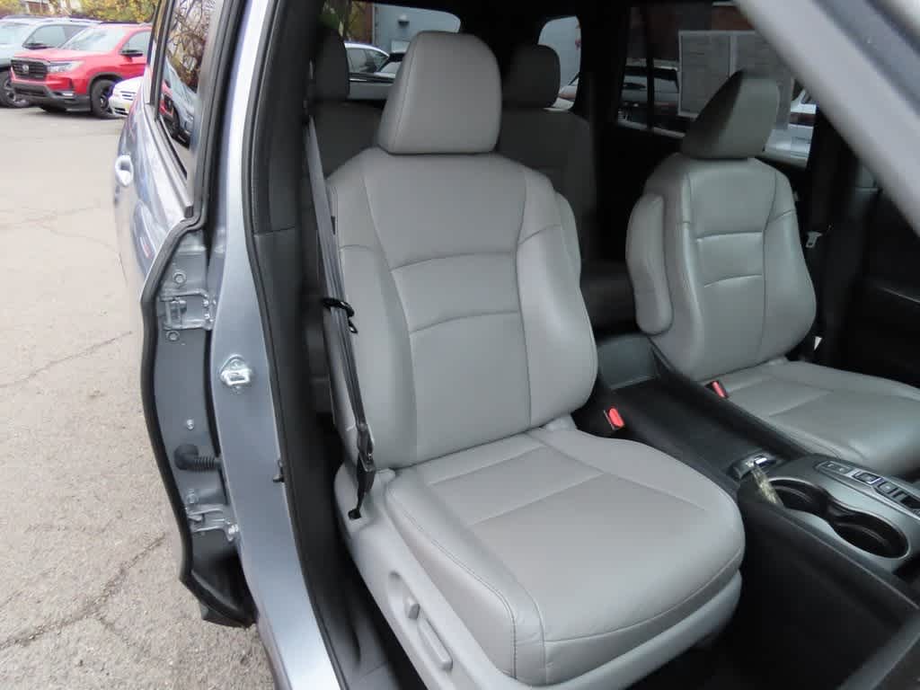 Thumbnail: 2023 Honda Passport - 15