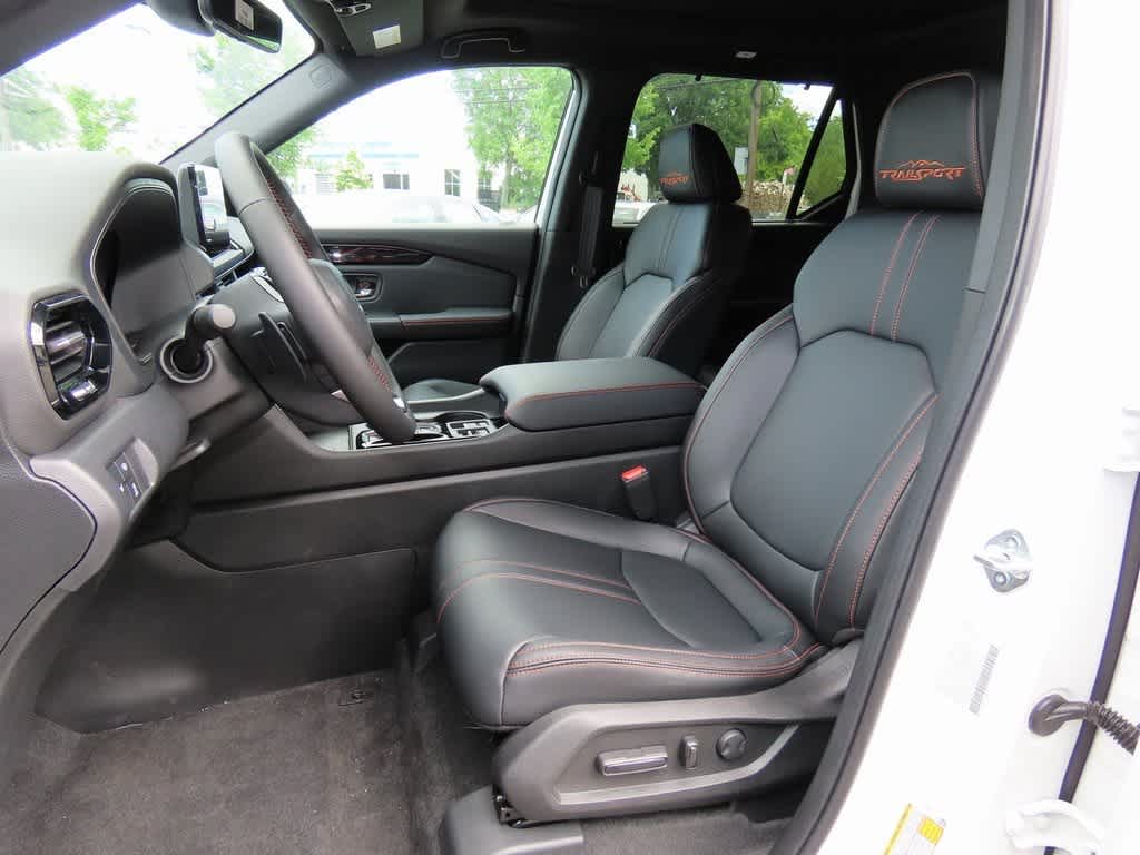 Thumbnail: 2025 Honda Pilot - 12