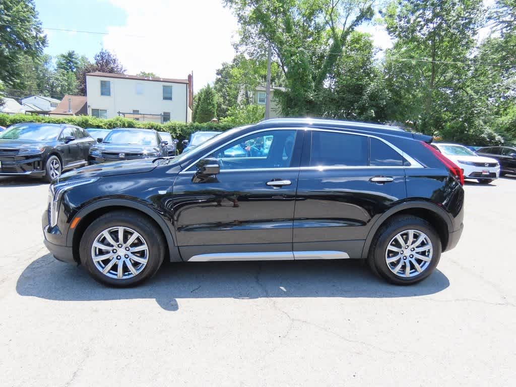 Thumbnail: 2023 Cadillac XT4 - 3