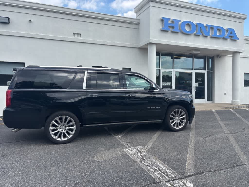 Thumbnail: 2019 Chevrolet Suburban - 7