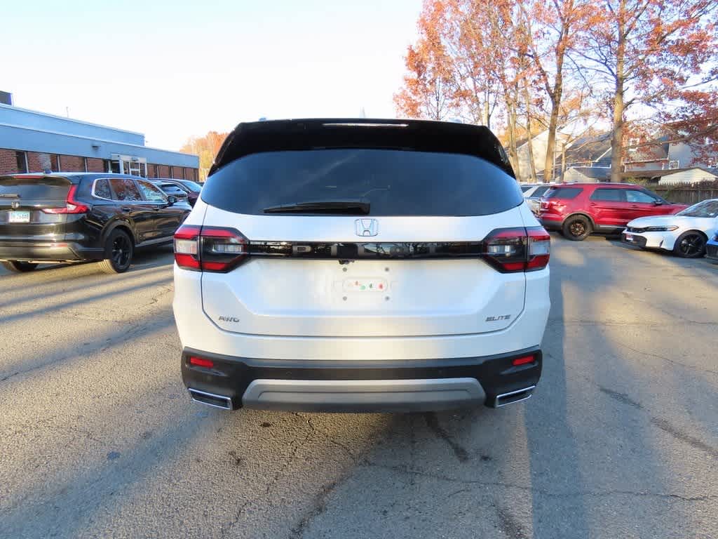 Thumbnail: 2023 Honda Pilot - 5