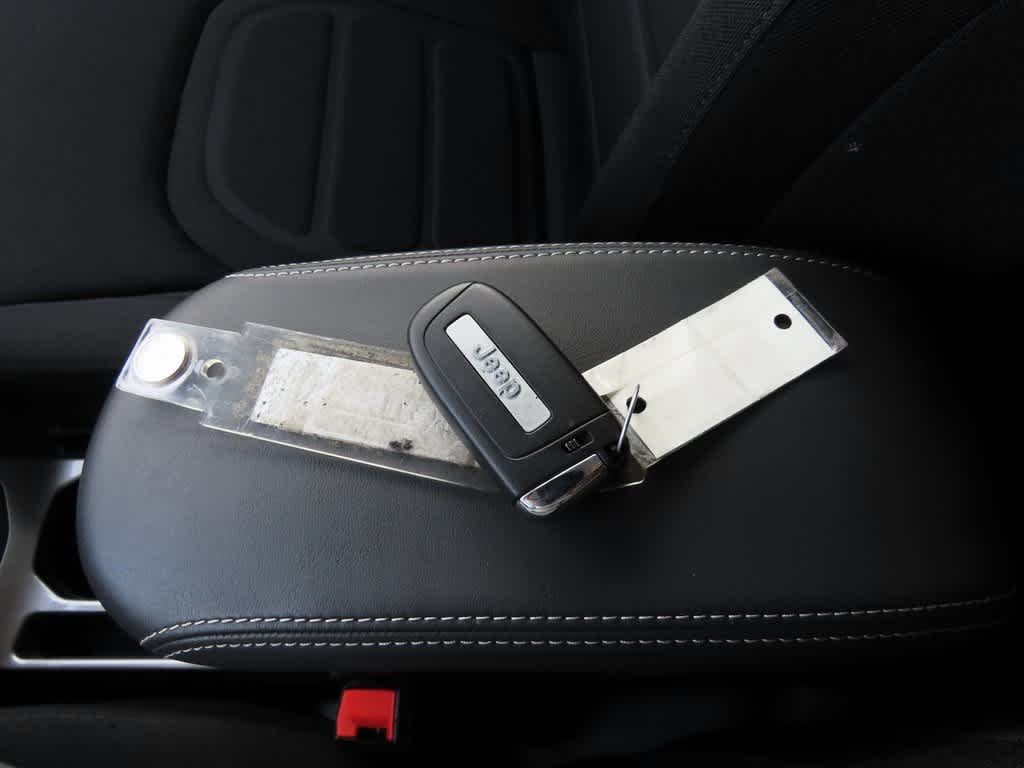 Thumbnail: 2022 Jeep Renegade - 27