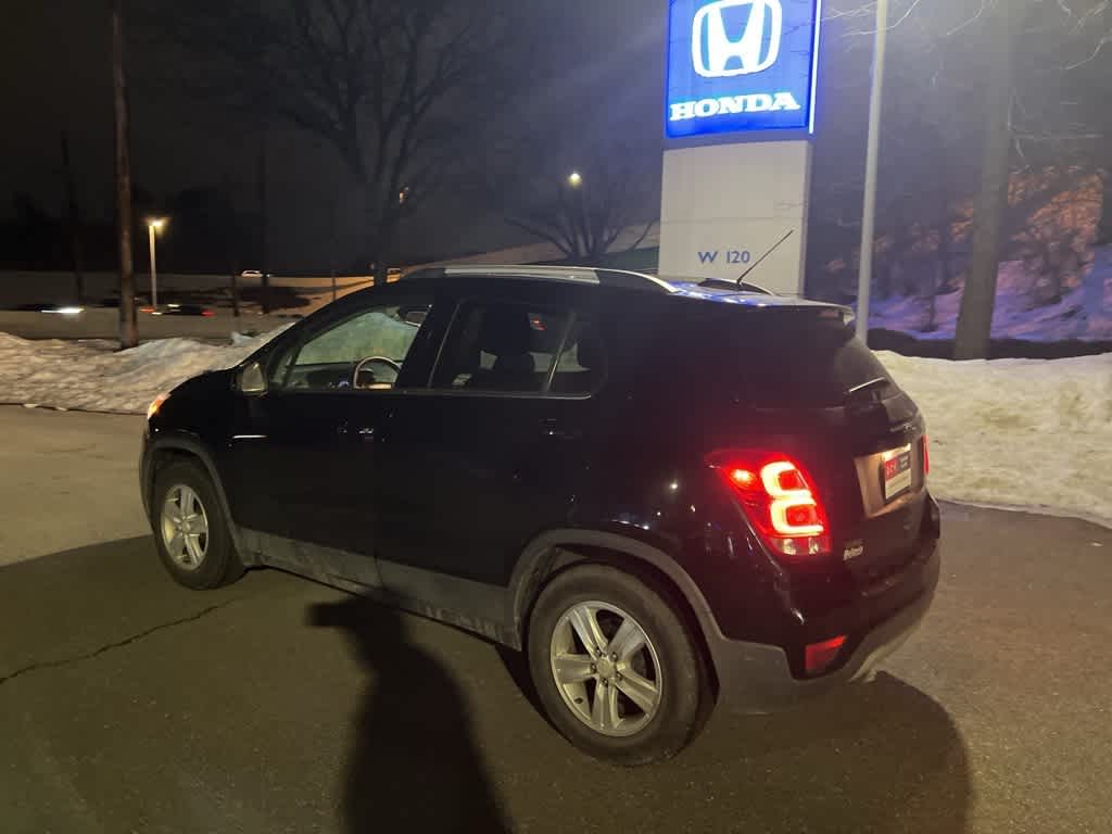 Thumbnail: 2018 Chevrolet Trax - 19