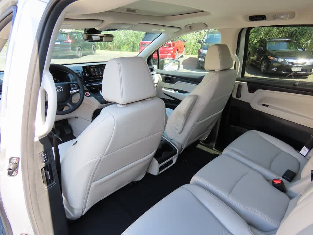 Thumbnail: 2026 Honda Odyssey - 15