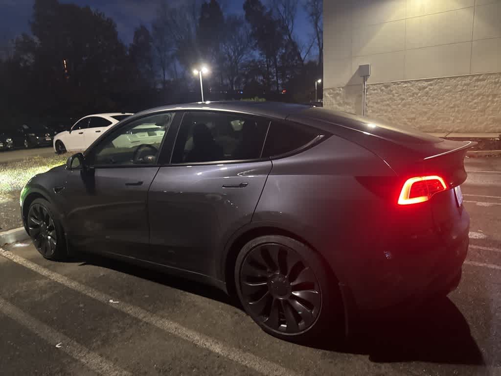Thumbnail: 2023 Tesla Model Y - 8