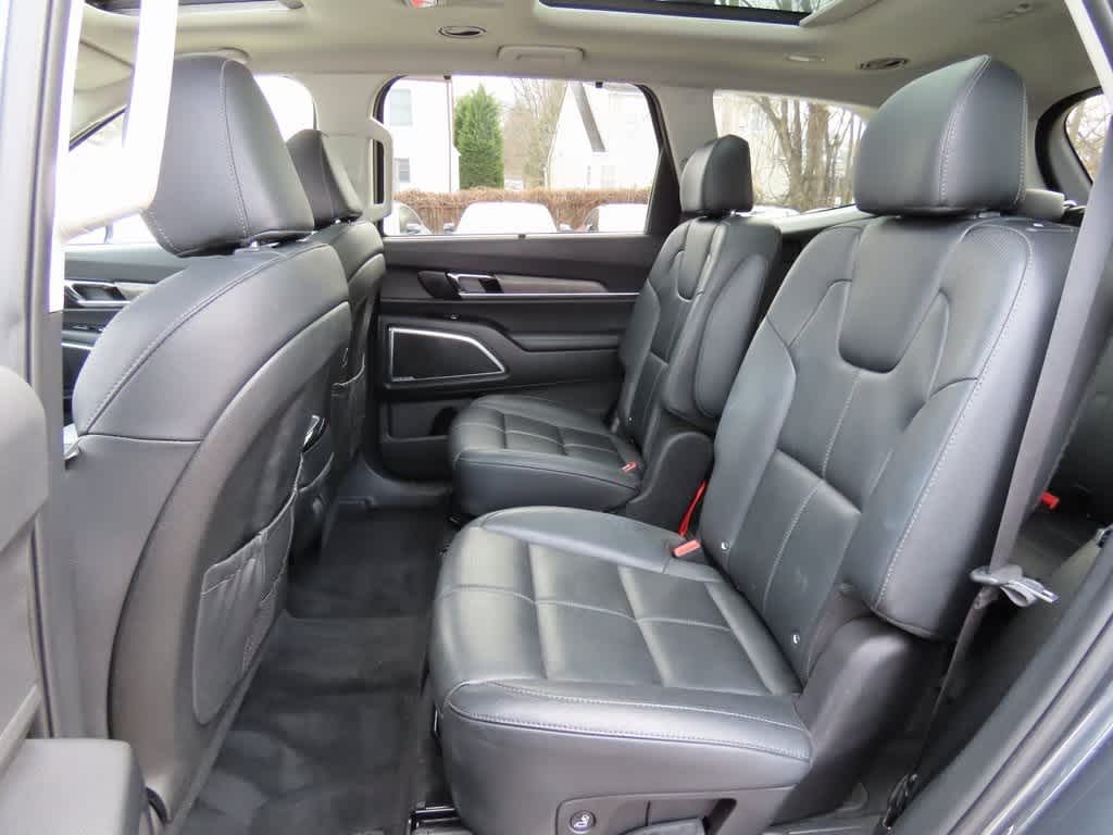 Thumbnail: 2020 Kia Telluride - 16