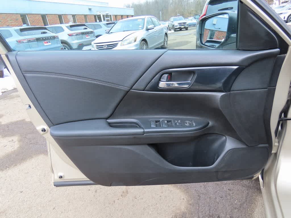 Thumbnail: 2013 Honda Accord - 14