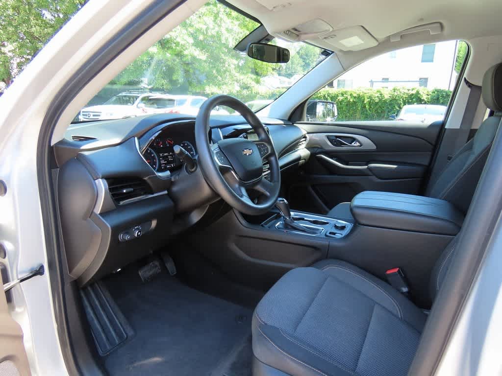 Thumbnail: 2019 Chevrolet Traverse - 2