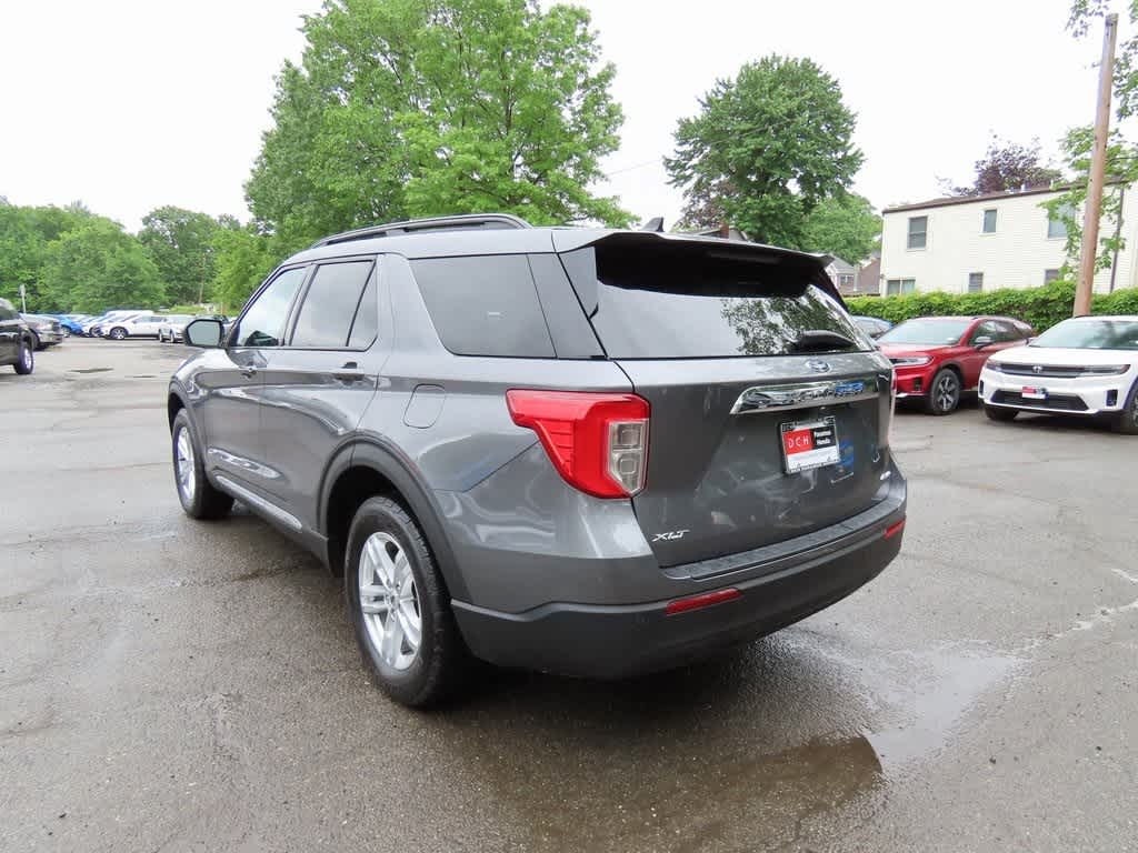 2022 Ford Explorer XLT 4