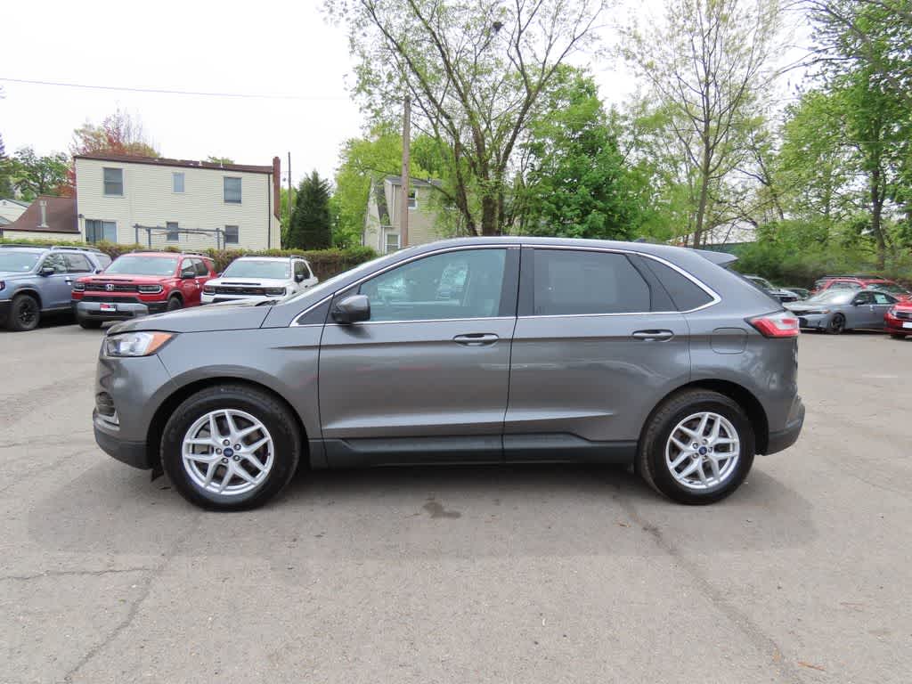 Thumbnail: 2021 Ford Edge - 3