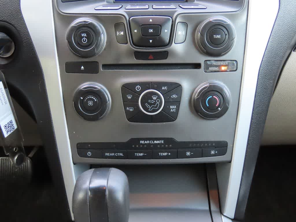 Thumbnail: 2014 Ford Explorer - 21