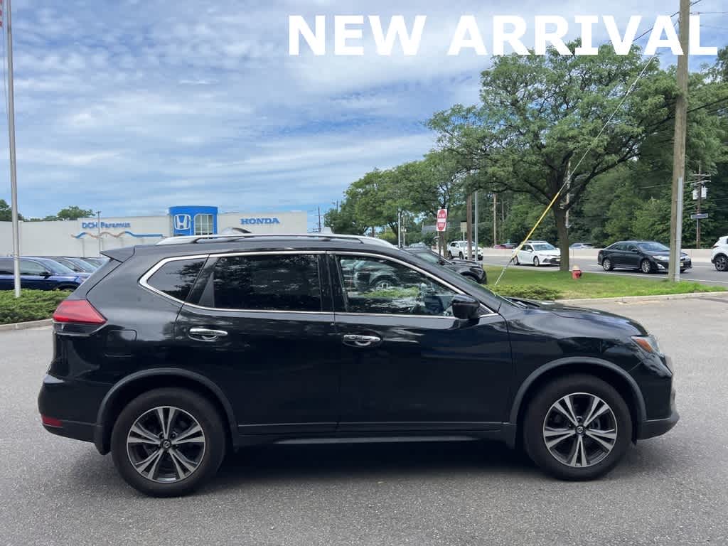 Thumbnail: 2020 Nissan Rogue - 9