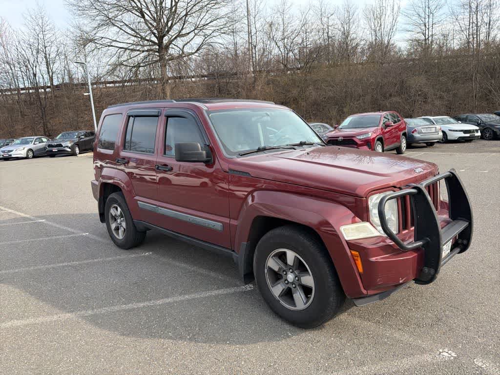 Thumbnail: 2008 Jeep Liberty - 14