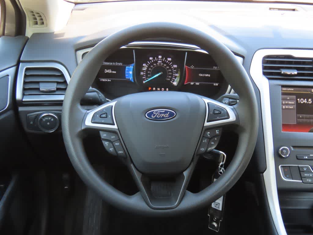 Thumbnail: 2016 Ford Fusion - 17