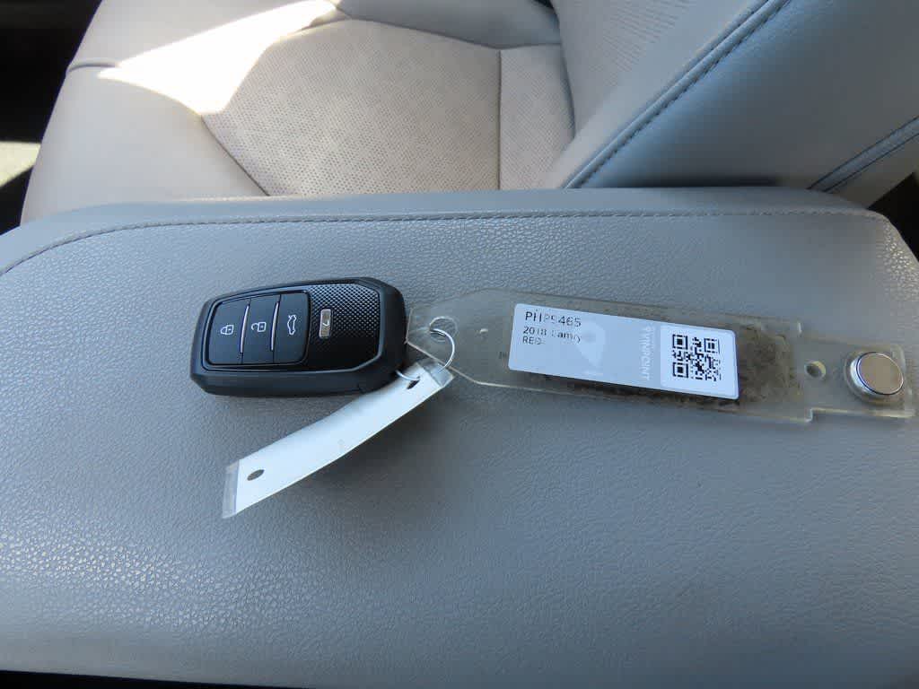 Thumbnail: 2018 Toyota Camry - 27