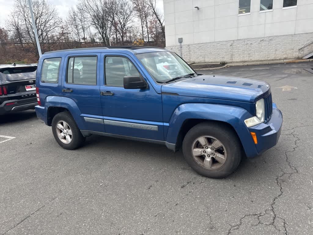 Thumbnail: 2009 Jeep Liberty - 7