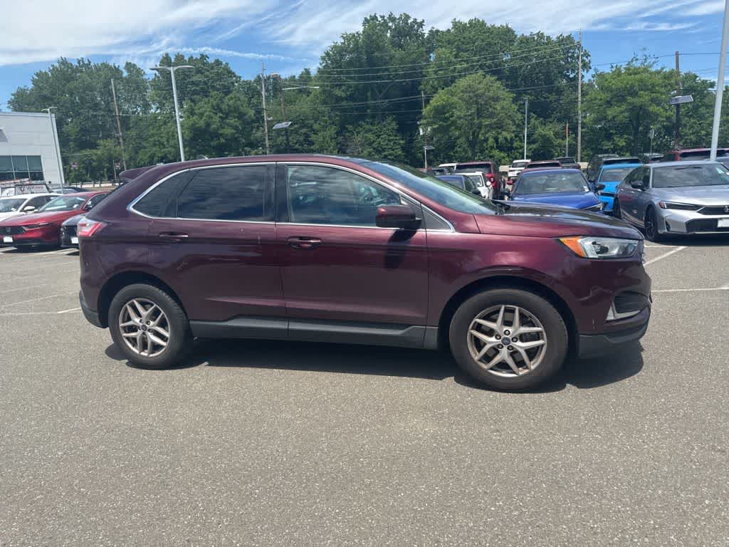 Thumbnail: 2021 Ford Edge - 8