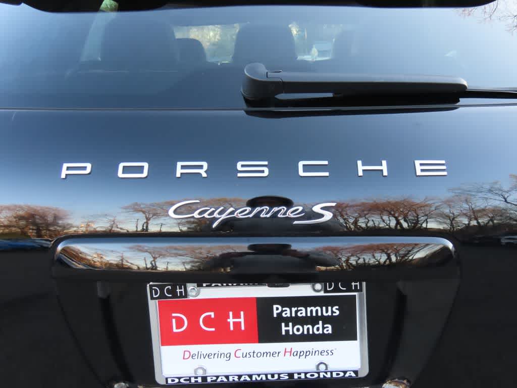 Thumbnail: 2012 Porsche Cayenne - 7