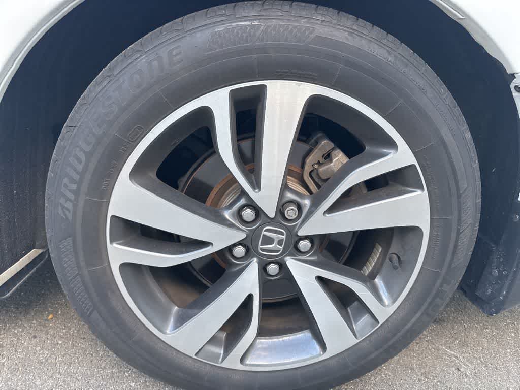 Thumbnail: 2023 Honda Odyssey - 16