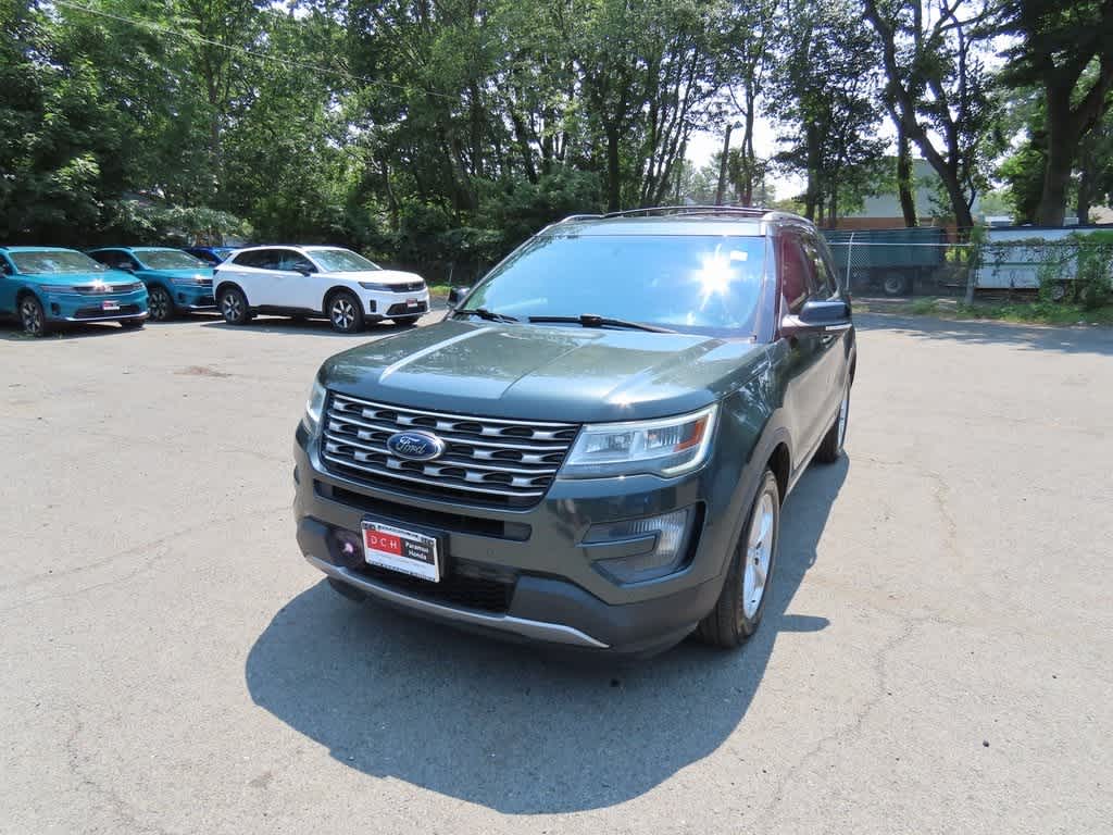 2016 Ford Explorer XLT -
                  Paramus, NJ